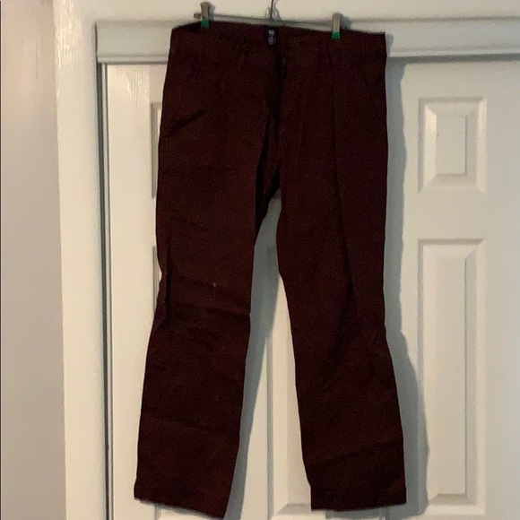 Gap Chinos - Maroon - size 34 - Picture 1 of 3